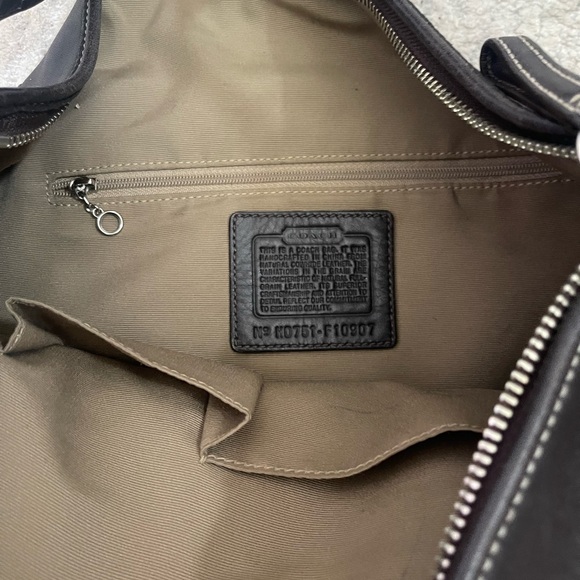 Coach Brown Leather Hobo💖 - Picture 9 of 12